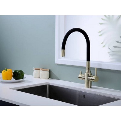 Смеситель Paulmark Salix Sa213419-BR, бронза, черный шланг Смеситель Paulmark Salix Sa213419-BR, бронза, черный шланг