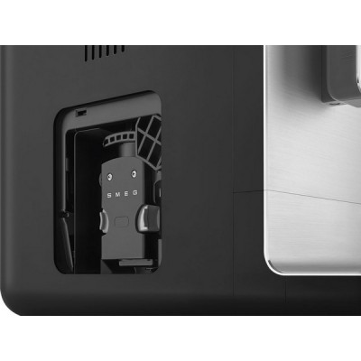 Кофемашина-эспрессо SMEG BCC01BLMEU черный матовый Кофемашина-эспрессо SMEG BCC01BLMEU черный матовый