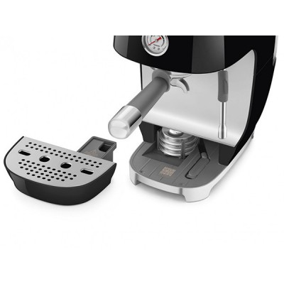 Кофемашина-эспрессо SMEG ECF03BLEU черный Кофемашина-эспрессо SMEG ECF03BLEU черный