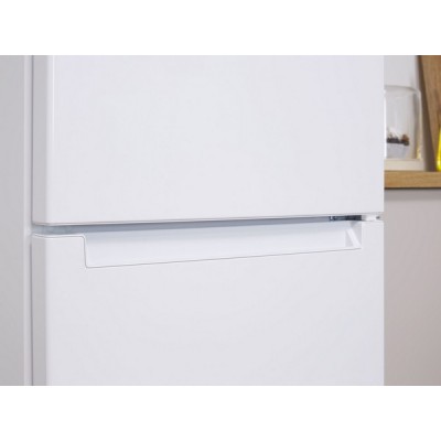 Холодильник Indesit DS 4180 W Холодильник Indesit DS 4180 W