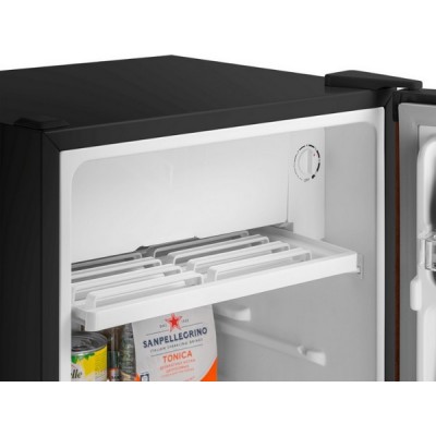 Холодильник MAUNFELD MFF83WD Холодильник MAUNFELD MFF83WD