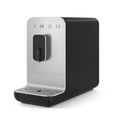 Кофемашина автоматическая SMEG BCC11BLMEU черный матовый Кофемашина автоматическая SMEG BCC11BLMEU черный матовый