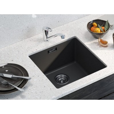 Смеситель Omoikiri Kado-C латунь/хром (4994122) Смеситель Omoikiri Kado-C латунь/хром (4994122)