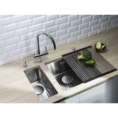 Смеситель Omoikiri Yamada-C латунь/хром (4994224) Смеситель Omoikiri Yamada-C латунь/хром (4994224)