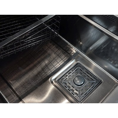 Мойка SMARTECH-75x45 темная нерж. сталь, со смесителем Мойка SMARTECH-75x45 темная нерж. сталь, со смесителем