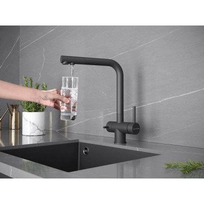 Смеситель Kuchenstern FOKUS-F черный Смеситель Kuchenstern FOKUS-F черный