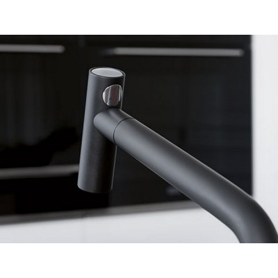 Смеситель Franke Icon с выдвижным шлангом, черный матовый (115.0625.190) Смеситель Franke Icon с выдвижным шлангом, черный матовый (115.0625.190)