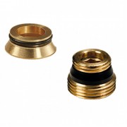 Переходник с герметичной прокладкой Giacomini 1/2" x 3/4"E для узлов нижнего подключения стальных панельных радиаторов R383, R384, R387, R388