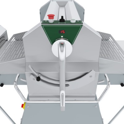 Машина тестораскаточная напольная ПищТех МРТУ-1400/600 со станцией нарезки Машина тестораскаточная напольная ПищТех МРТУ-1400/600 со станцией нарезки