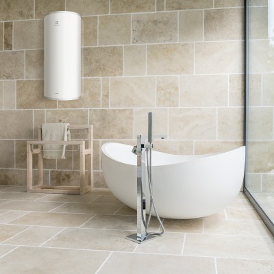 Водонагреватель Electrolux EWH 30 Featly Водонагреватель Electrolux EWH 30 Featly