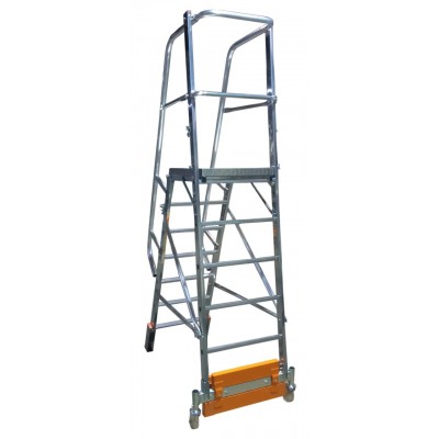 Лестница Krause с платформой VARIO Kompakt траверса 750 7 ступ. Лестница Krause с платформой VARIO Kompakt траверса 750 7 ступ.