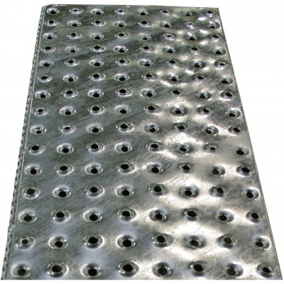 Ступени Krause из перфорированной стали 800 мм Ступени Krause из перфорированной стали 800 мм