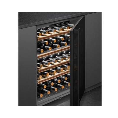 Холодильник встр. винный SMEG CVI638RN3 Холодильник встр. винный SMEG CVI638RN3