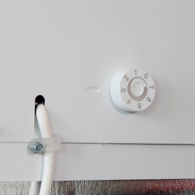 Шкаф - витрина с механическим управлением и статической системой охлаждения Бирюса Б-310 Шкаф - витрина с механическим управлением и статической системой охлаждения Бирюса Б-310